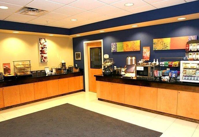 Fairfield & Kansas Hotel 3*